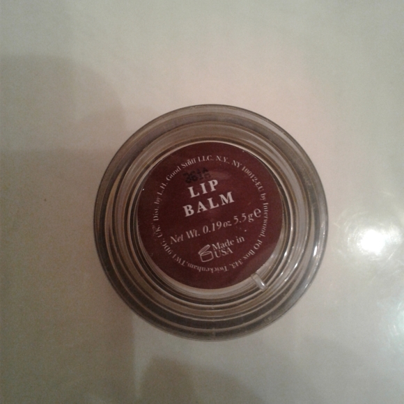 Lauren Hutton Lip Balm - Picture 4 of 4